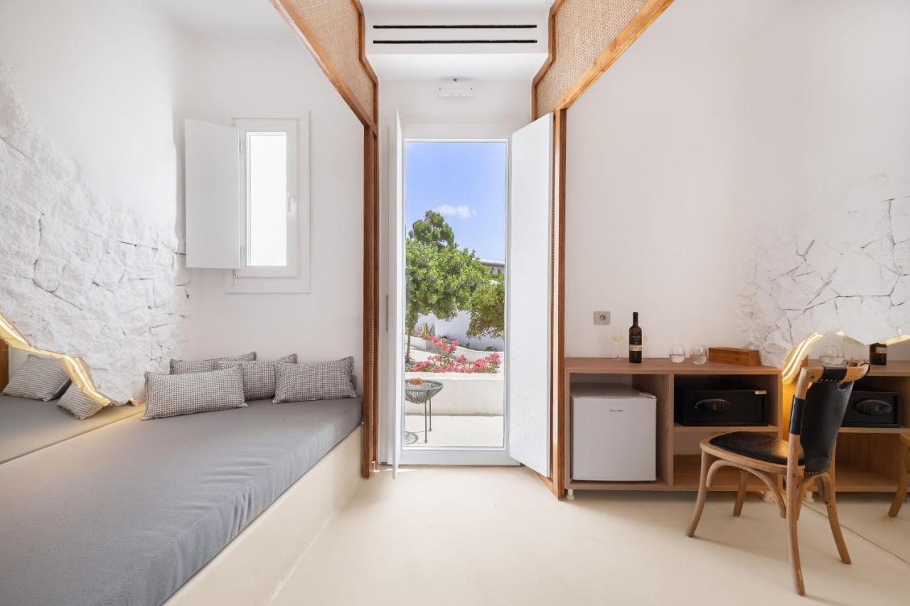 Faos Exclusive Suites Ornos  Exterior foto